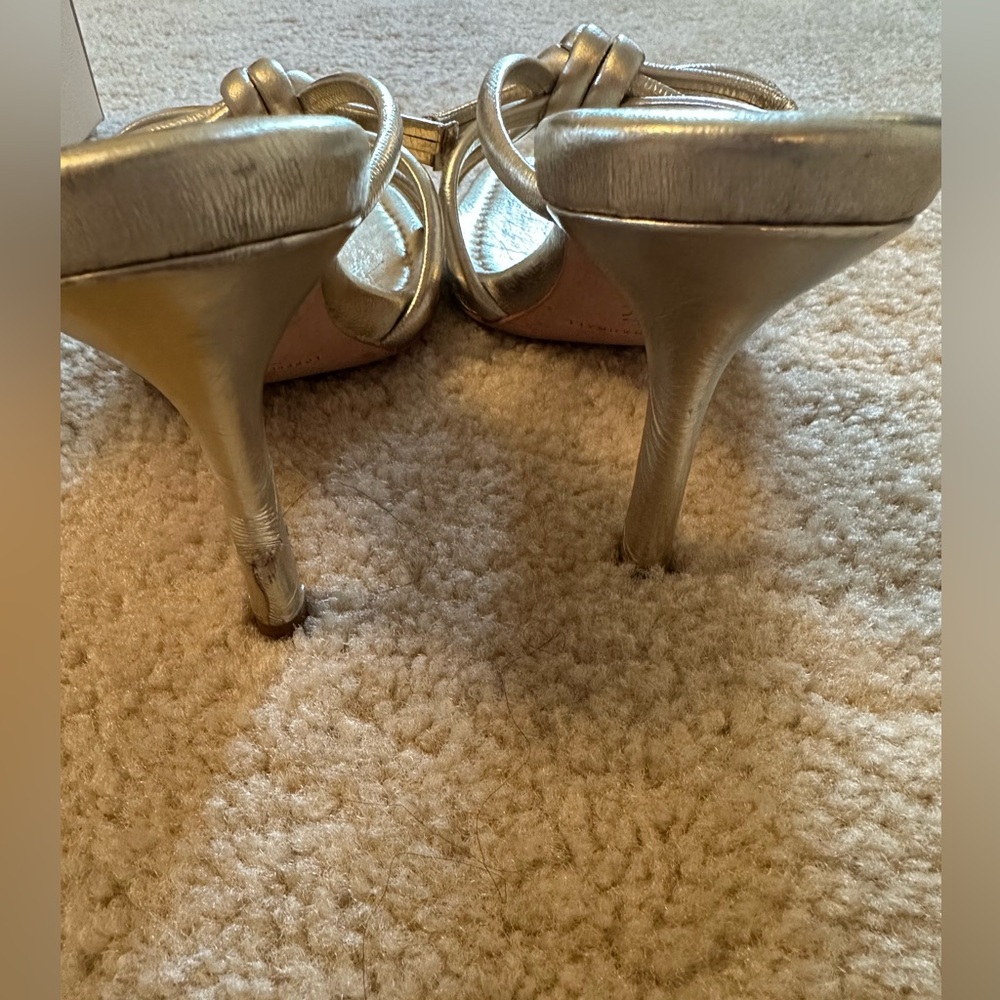 Loeffler Randall Margi Champagne Bow Heel
Size 9 - Picture 8 of 14